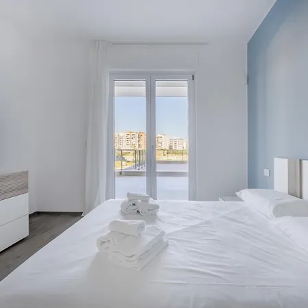 Felice 107 - With Terrace + Free Parking * Bari