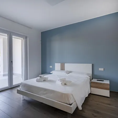 Felice 107 - With Terrace + Free Parking *